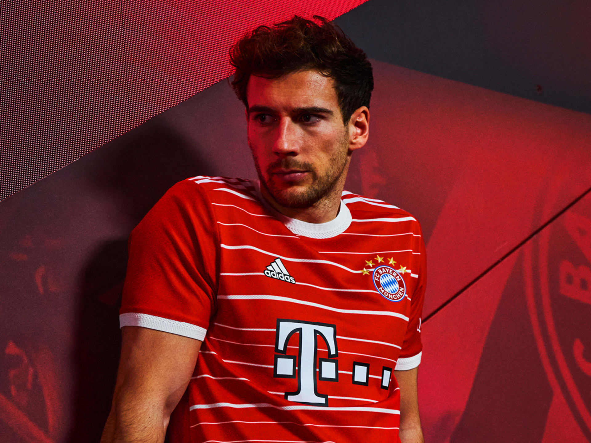 The new FC Bayern home shirt for 2022 23